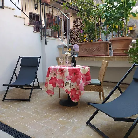 Ca Del Borgo Historic Village *