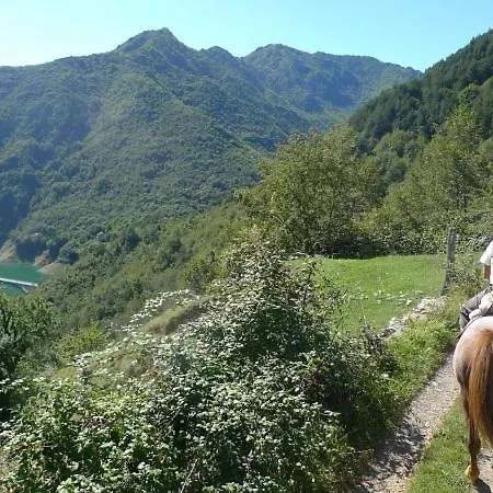 Ca Del Borgo Historic Village